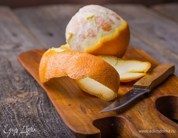 Не выбрасывайте овощные и фруктовые очистки — вот где они пригодятся на самом деле 