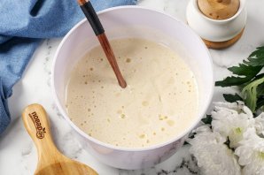 Бисквит на кипятке в мультиварке Бисквит на кипятке в мультиварке