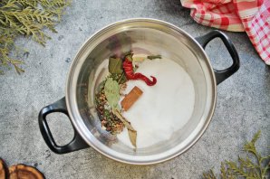 Сельдь пряного посола по ГОСТу Сельдь пряного посола по ГОСТу