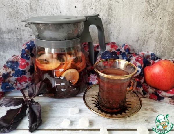 Базиликовый чай с яблоком Базиликовый чай с яблоком