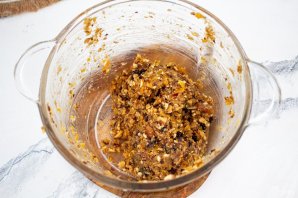 Конфеты из сухофруктов в шоколаде