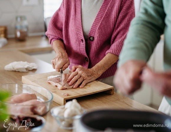 Стало известно, какое мясо полезно есть пожилым — врач назвала дневную «норму» Стало известно, какое мясо полезно есть пожилым — врач назвала дневную «норму»