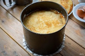 Блинный торт с кремом чиз Блинный торт с кремом чиз
