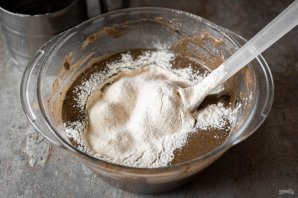 Черный бисквит Черный бисквит