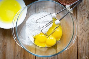 Шоколадный торт с кремом из маскарпоне Шоколадный торт с кремом из маскарпоне