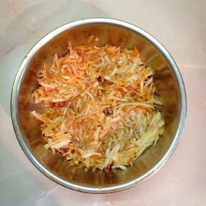 Курица в яблочном маринаде