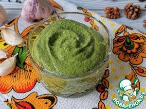 Ореховый соус со шпинатом Ореховый соус со шпинатом