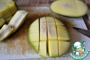 Постный салат с манго Постный салат с манго