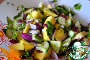 Постный салат с манго Постный салат с манго