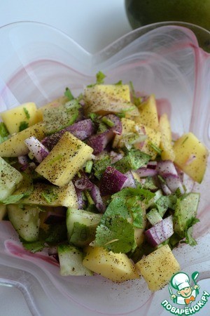 Постный салат с манго Постный салат с манго