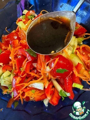 Салат с морковью и коктейльными томатами Салат с морковью и коктейльными томатами