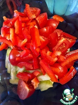 Салат с морковью и коктейльными томатами Салат с морковью и коктейльными томатами