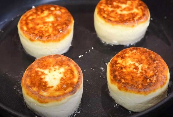 
Сырники из творога с манкой на сковороде пышные вкусные рецепты с яйцами	