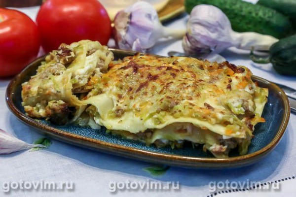 Лазанья с фаршем и кабачками