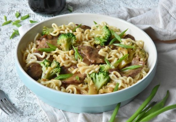 Рамен из говядины с брокколи Рамен из говядины с брокколи