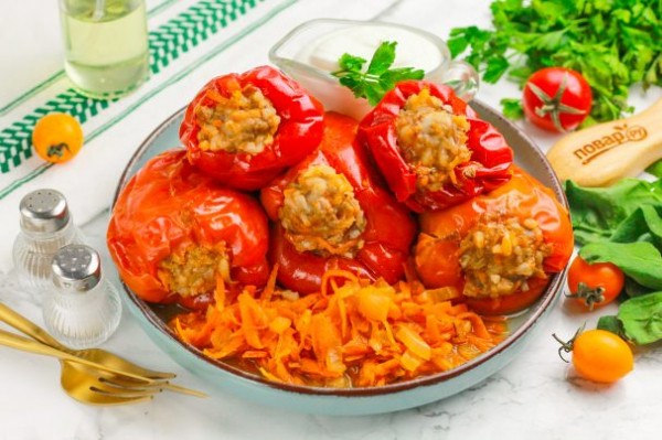 Замороженные фаршированные перцы в мультиварке Замороженные фаршированные перцы в мультиварке