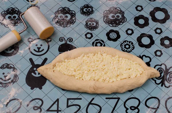 Хачапури по-аджарски