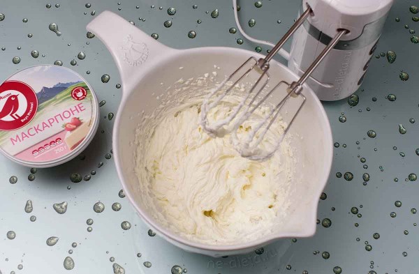 Клубничный тирамису