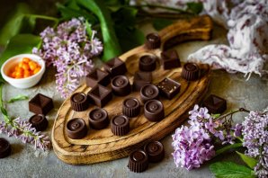 Шоколадные конфеты с фундуком Шоколадные конфеты с фундуком