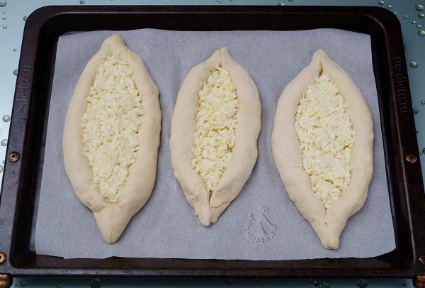 Хачапури по-аджарски