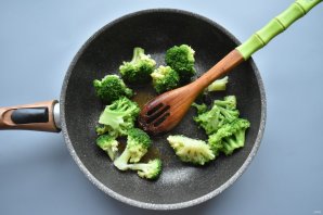 Рамен из говядины с брокколи Рамен из говядины с брокколи