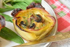 Закуска "Цветы" из картофеля с грибами Закуска "Цветы" из картофеля с грибами
