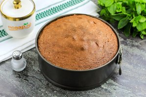 Шоколадный торт со сметанным кремом без пропитки Шоколадный торт со сметанным кремом без пропитки