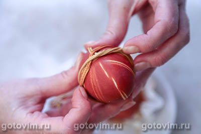 Яйца в луковой шелухе с рисунком (с резинками) Яйца в луковой шелухе с рисунком (с резинками)