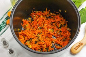 Замороженные фаршированные перцы в мультиварке Замороженные фаршированные перцы в мультиварке