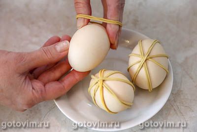Яйца в луковой шелухе с рисунком (с резинками) Яйца в луковой шелухе с рисунком (с резинками)