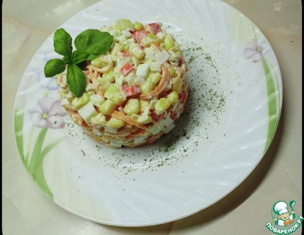 Крабовый салат с морковью по-корейски Крабовый салат с морковью по-корейски
