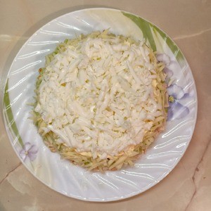 Салат с курицей, огурцами, сыром, яйцом Салат с курицей, огурцами, сыром, яйцом