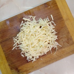 Салат с курицей, огурцами, сыром, яйцом Салат с курицей, огурцами, сыром, яйцом