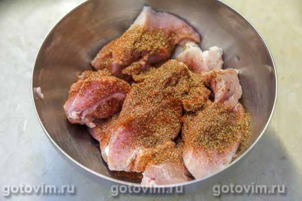 Рваная свинина (Pulled Pork), запеченное в томатном соусе Рваная свинина (Pulled Pork), запеченное в томатном соусе