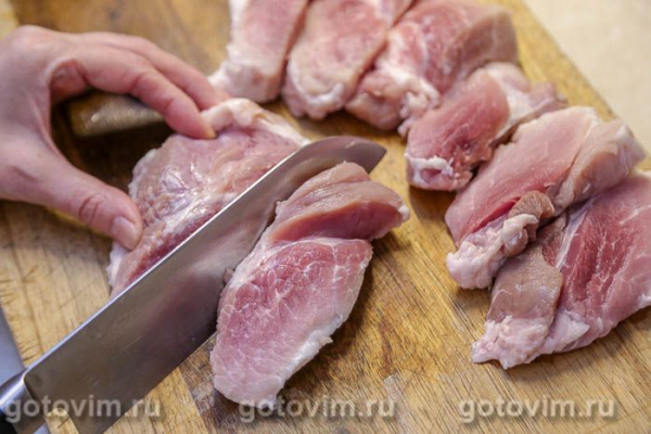 Рваная свинина (Pulled Pork), запеченное в томатном соусе Рваная свинина (Pulled Pork), запеченное в томатном соусе