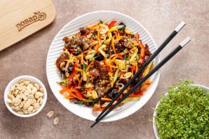 Закуска с древесными грибами и арахисом Закуска с древесными грибами и арахисом