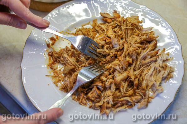 Рваная свинина (Pulled Pork), запеченное в томатном соусе Рваная свинина (Pulled Pork), запеченное в томатном соусе
