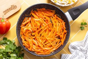 Салат из пророщенной сои по-корейски