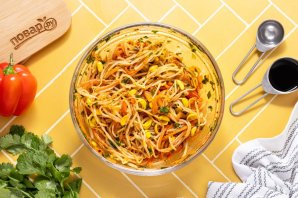 Салат из пророщенной сои по-корейски