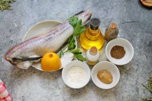 Белая рыба в теплом соусе из горчицы и кориандра