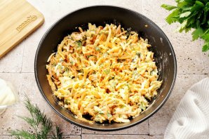 Рулет из баклажанов с сыром и корейской морковью Рулет из баклажанов с сыром и корейской морковью