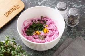 Свекольный дзадзики Свекольный дзадзики