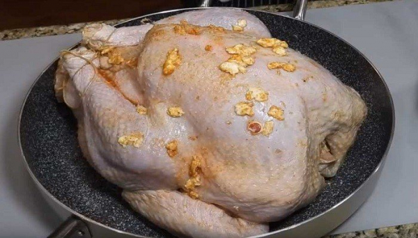 Индейка в духовке целиком — 5 рецептов приготовления сочной и мягкой индейки
Индейка в духовке целиком — 5 рецептов приготовления сочной и мягкой индейки