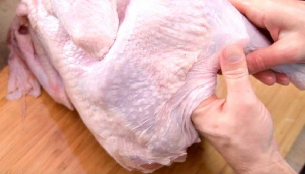 Индейка в духовке целиком — 5 рецептов приготовления сочной и мягкой индейки
Индейка в духовке целиком — 5 рецептов приготовления сочной и мягкой индейки