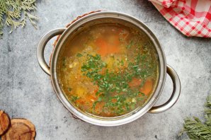 Уха из рыбных голов Уха из рыбных голов