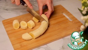 Банановый смузи с овсяными хлопьями Банановый смузи с овсяными хлопьями