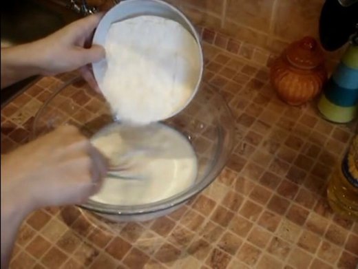 Блины на кефире тонкие с дырочками, рецепты самых вкусных блинов
Блины на кефире тонкие с дырочками, рецепты самых вкусных блинов