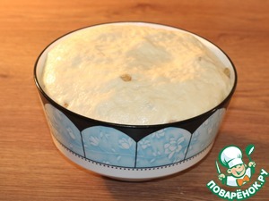 Сладкие пасхальные крученки с изюмом Сладкие пасхальные крученки с изюмом