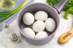 Маринованные яйца