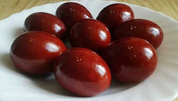 
Как красить яйца на Пасху в домашних условиях просто и красиво	